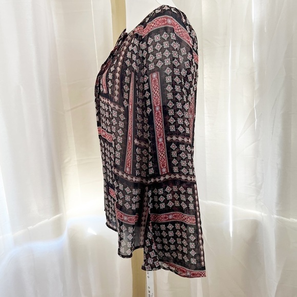 Bohemian bell sleeves blouse Size Medium - Picture 2 of 10